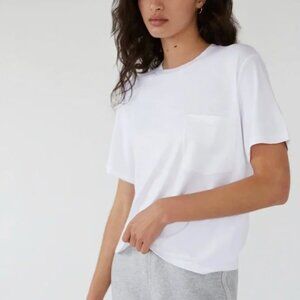Aritzia Wilfred Free Pocket T-Shirt in sage green